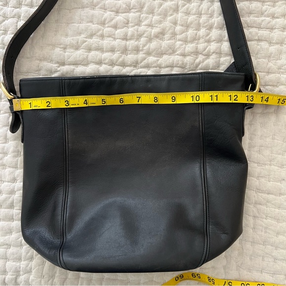 Coach‎ Vintage Monterey Duffle - 1980’s in Black - Picture 12 of 13